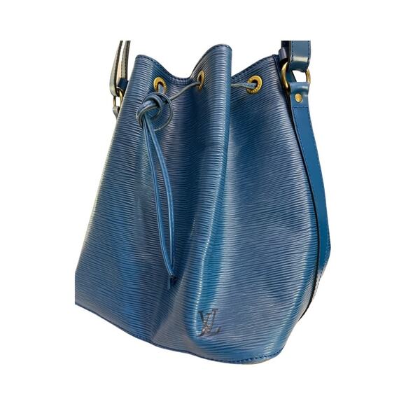 Louis Vuitton Petit Noé Blue Epi Leather Bucket Bag With Dust Bag Made in France - Picture 5 of 16
